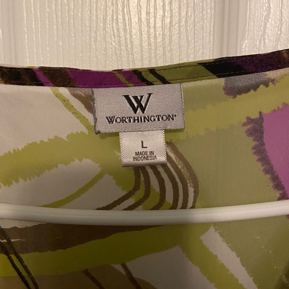 Sheer top - Picture 2 of 3